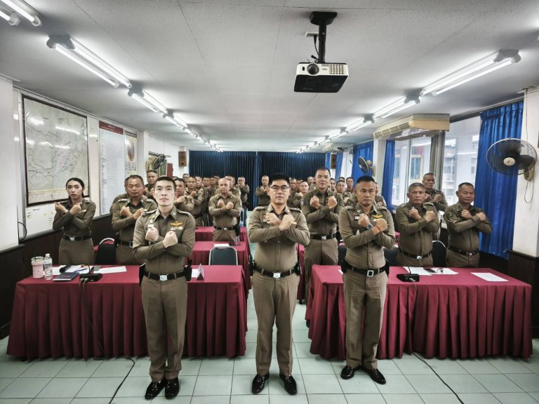 ผกก.สภ.แม่จัน พร้อมข้าราชการตำรวจ สภ.แม่จัน ร่วมประชุมประจำเดือนมิถุนายน 2569